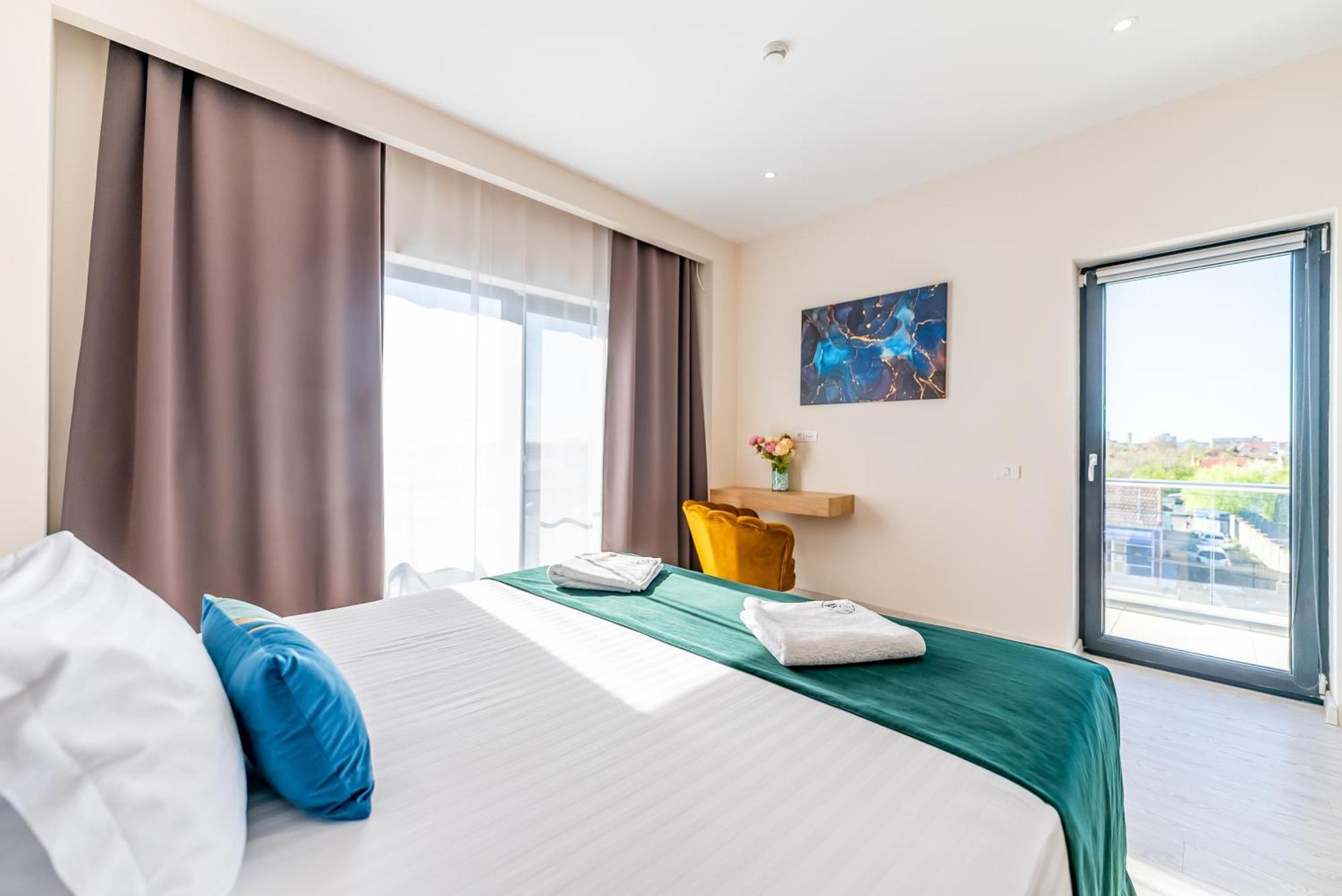 M City Aparthotel Arad Room photo