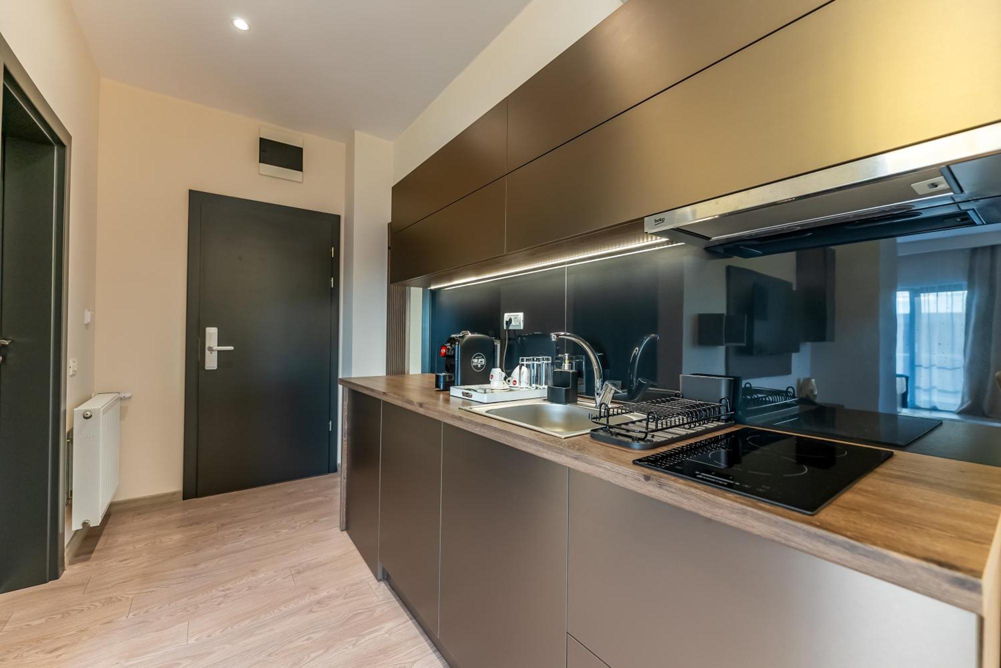 M City Aparthotel Arad Room photo